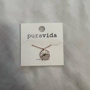 Pura Vida Rose gold necklace